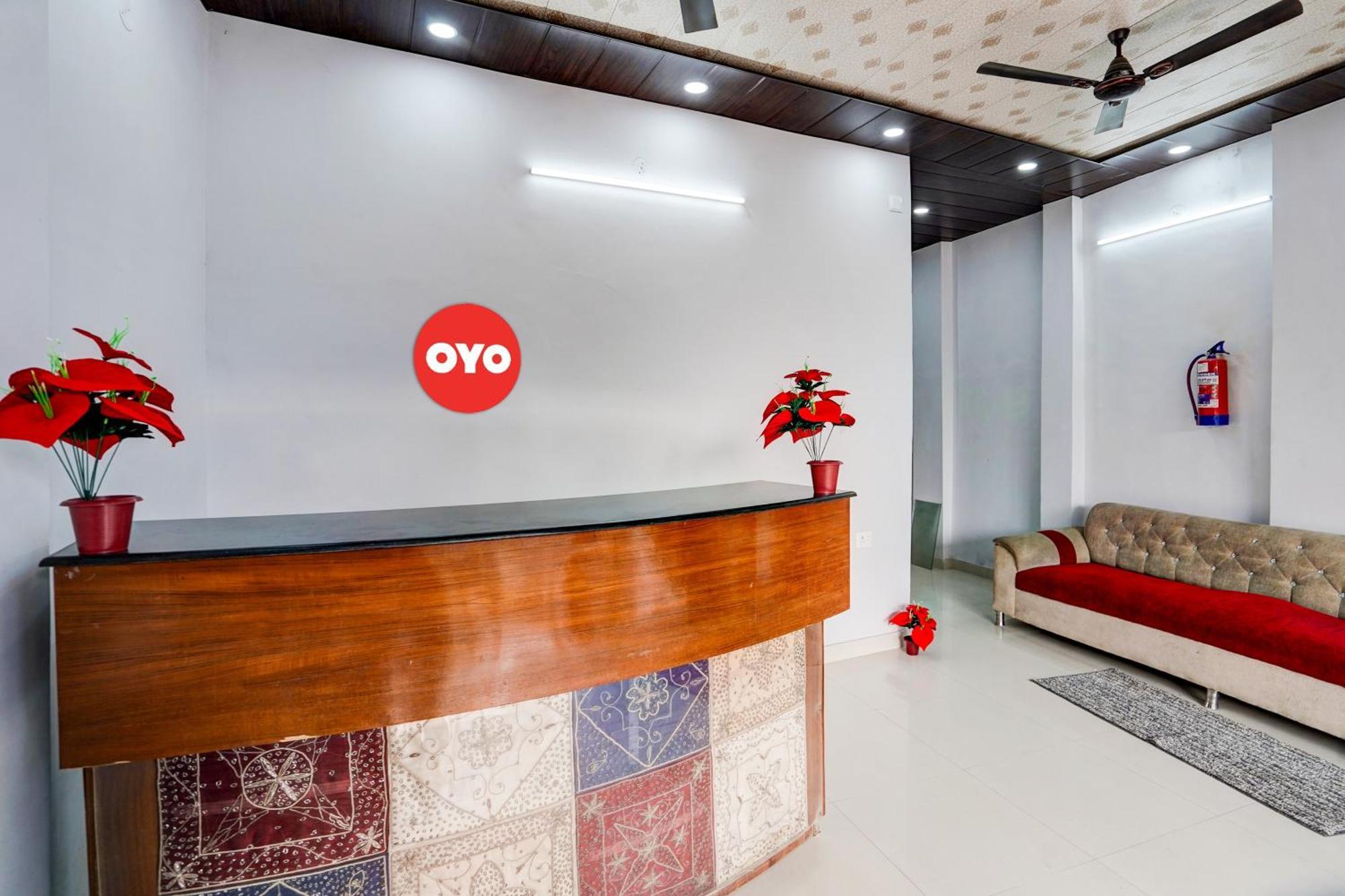 Oyo Flagship Evergreen Tower Hotel Ghaziabad Eksteriør bilde